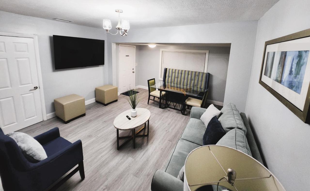 Cozy 3 Bedroom House Near Airport/Raymond Stadium/Downtown. Tampa Extérieur photo